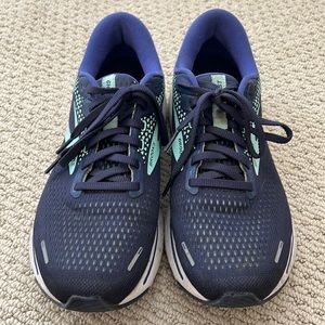 Womens Brooks Ghost 14 Navy Blue Running Shoes -
Size 9 Wide